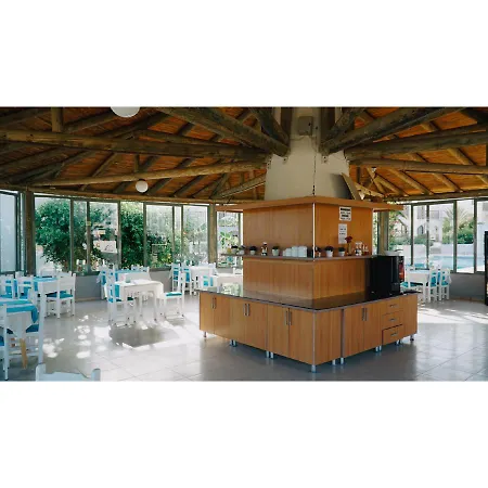 Hotel Cove