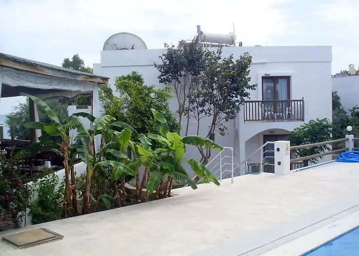 Cove מלון גומבט